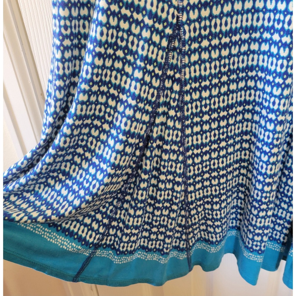Rose + Olive Blue Geometric Ikat Print V-Neck Top Plus Size 2X NWT - Picture 15 of 16
